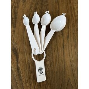 Vintage GOLD'N PLUMP Nesting Measuring Spoons Set 4 White *RARE COLLECTIBLE Y22